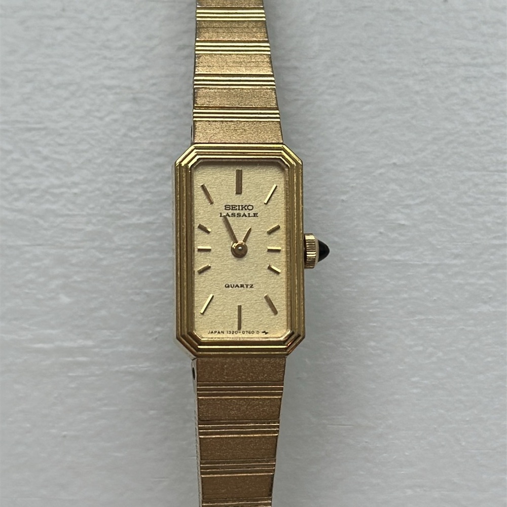Rare Vintage Seiko Lassale Gold Tone Watch - working perfectly